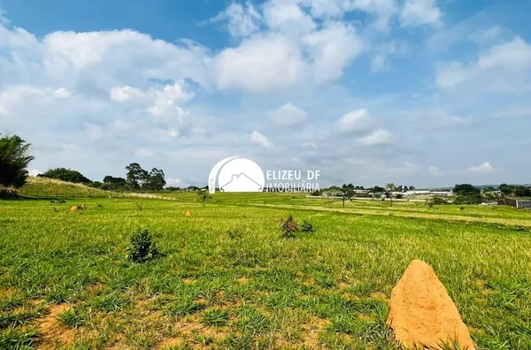 Excelente área para empresas ou loteamentos