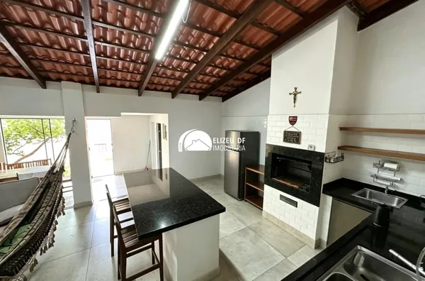 Elizeu Imóveis vende casa na QE 24 do Guará II
