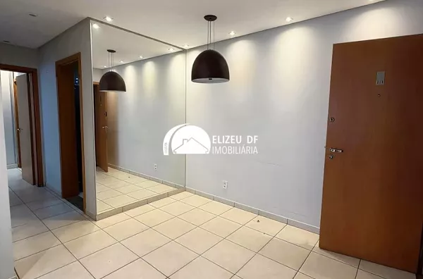 Elizeu Imóveis vende apartamento com 2 quartos sendo 1 suíte no Ed. Liberté do Guará II