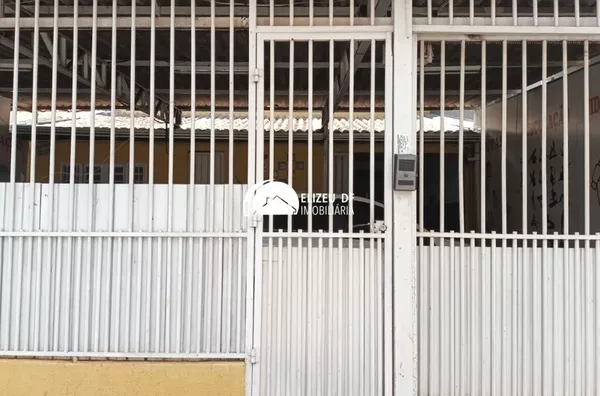 Elizeu DF Imobiliária vende casa com 3 quartos sendo 1 suíte, Taguatinga Sul