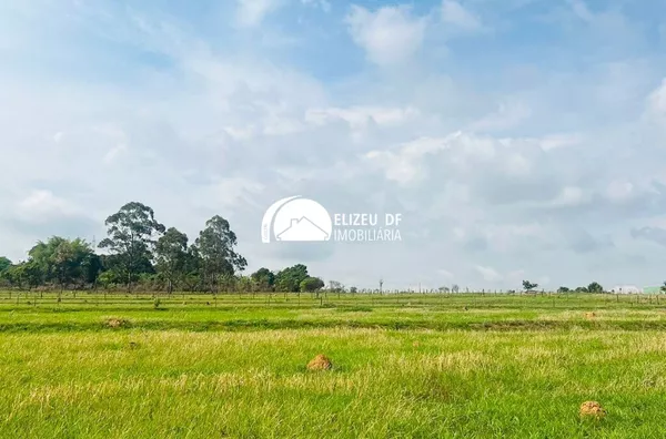 Excelente área para empresas ou loteamentos