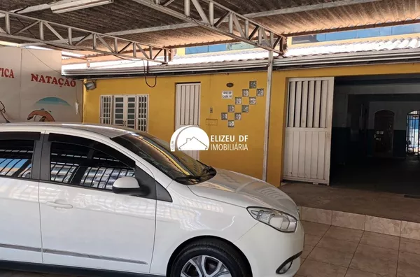 Elizeu DF Imobiliária vende casa com 3 quartos sendo 1 suíte, Taguatinga Sul
