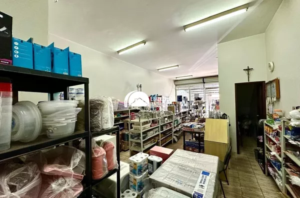 Elizeu Df Imobiliária vende excelente prédio na Qe 28  