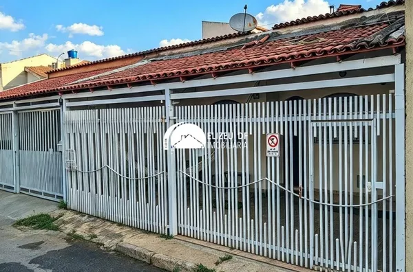 Elizeu Imóveis vende casa com 3 quartos na QE 38 do Guará 