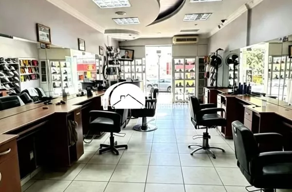 Sala comercial térrea com 2 salas completas para venda na Qe 40,  Guará Ii, Brasília