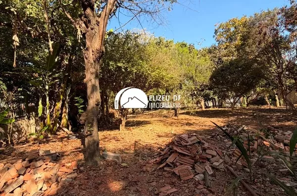 Elizeu Imóveis vende terreno com 300 metros em Arniqueiras