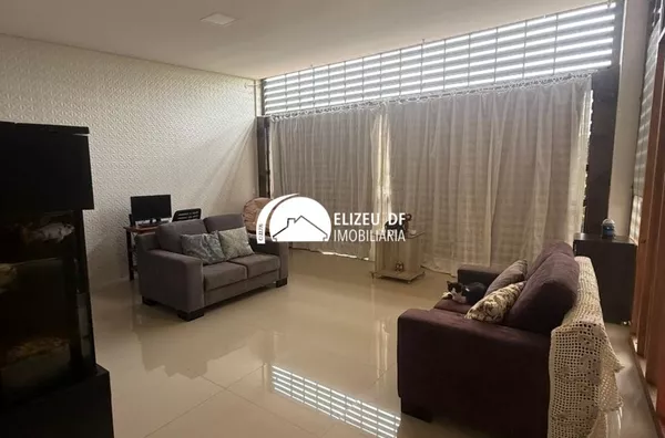 Vende magnânima casa no Park Way, Brasília