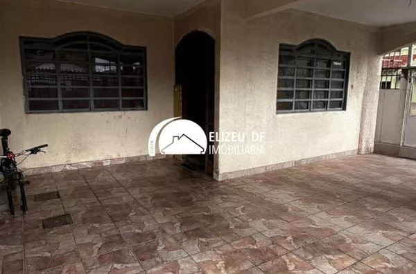 Oportunidade casa para investimento já com aluguéis na QE 38 Guara 2. 