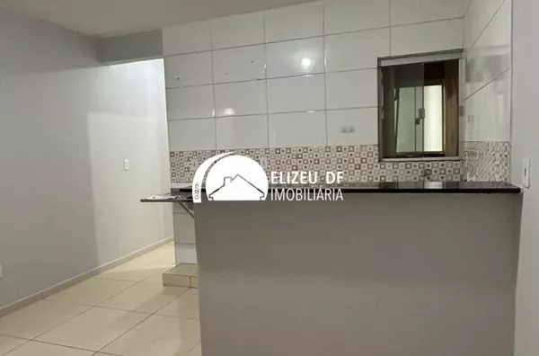 Elizeu DF Imobiliária aluga kit na QE 40 Conjunto Q no Guará II