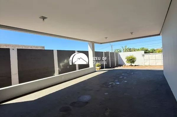 EXCELNETE OPORTUNIDADE EM ARNIQUEIRAS CASA PLANEJADA LOTE DE 800 M² ACEITA FINANCIAMENTO 