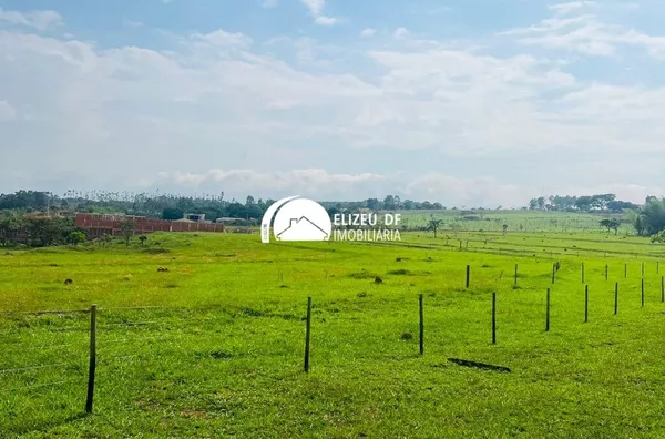 Excelente área para empresas ou loteamentos