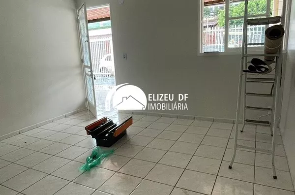 Casa para aluguel, 3 quarto(s),  Guará Ii, Brasília