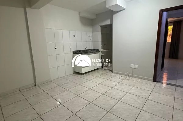 Excelente apartamento na Qe 40 com 80 m² próximo a Agua Vida