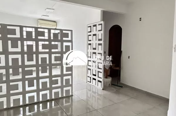 Elizeu Imóveis aluga Loja com 45 m² na QR 3 da Candangolândia