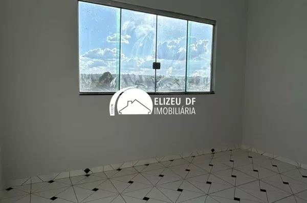 Elizeu DF Imobiliária vende apartamento de 2 quartos, Guará II