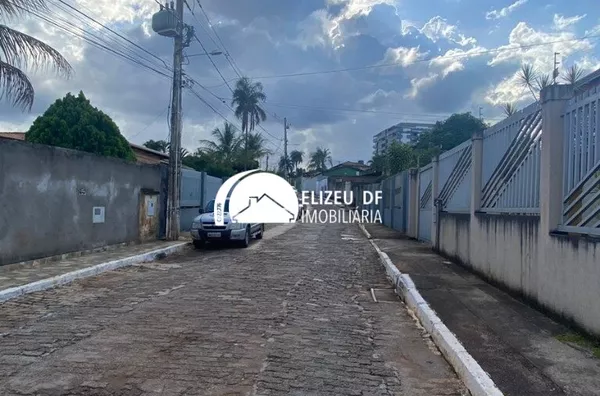 Excelente casa 3 quartos a venda na Rua 3 Vicente Pires condomínio fechado 