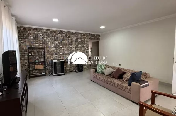 Excelente casa com lote amplo no Guara Park Oportunidade 