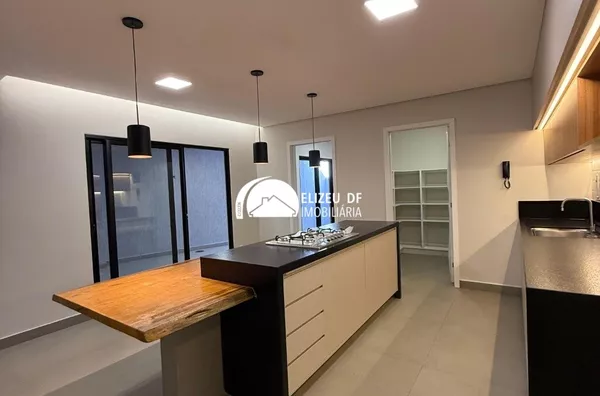 Excelente casa para venda no Bernardo Sayão, Brasília