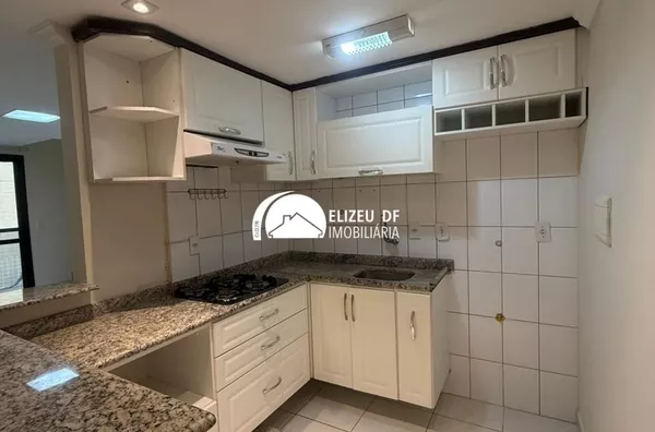 Elizeu DF Imobiliária vende apartamento duplex no Edifício Alfa Mix