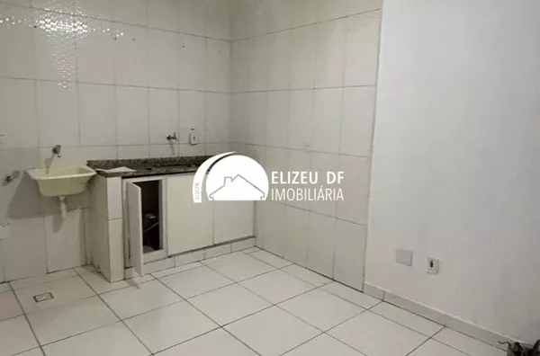 Elizeu Df Imobiliária aluga aluguel Apartamento na rua 24 do Guará II