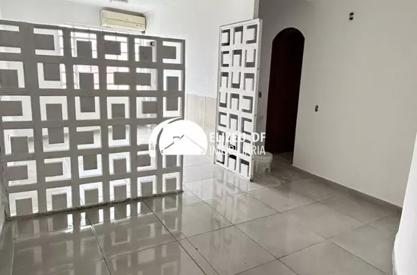 Elizeu Imóveis aluga Loja com 45 m² na QR 3 da Candangolândia