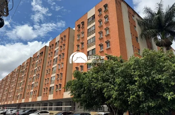 Elizeu DF Imobiliária vende apartamento de 3 quartos no Ed. Guará Nobre, Guará II
