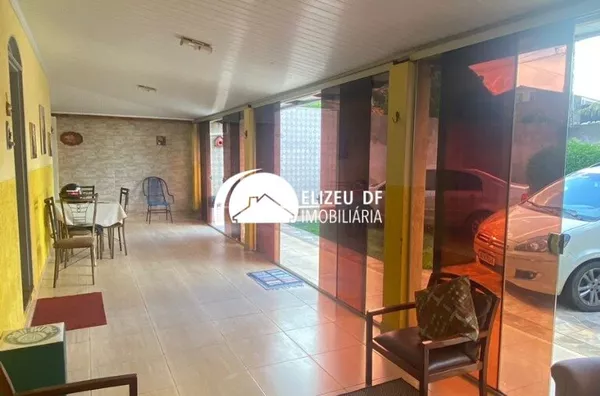 Excelente casa 3 quartos a venda na Rua 3 Vicente Pires condomínio fechado 