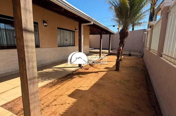 Excelente casa térrea toda reformada no Guará Park. Oportunidade! 