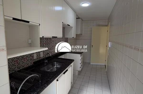 Elizeu Imóveis aluga apartamento com 2 quartos sendo 1 suíte no Edifício Monalisa do Guará II