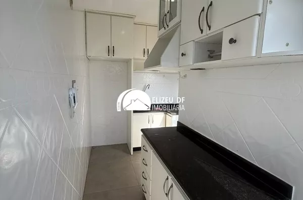 Elizeu DF Imobiliária aluga ótimo Apartamento de 3 quartos, Lúcio Costa