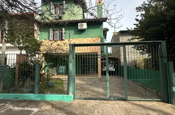Casa - Bairro Camaquã, Porto Alegre