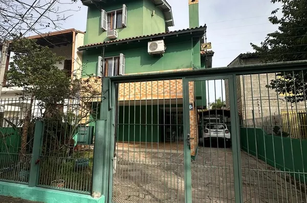 Casa - Bairro Camaquã, Porto Alegre