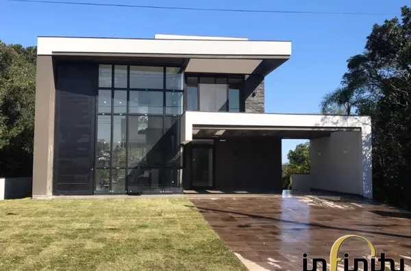 Casa no Condomínio BuenaVista - COD 645