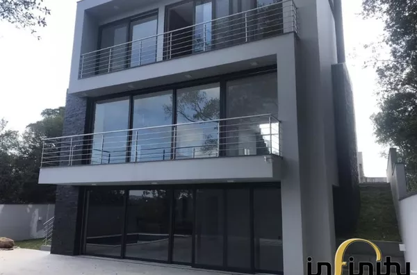 Casa no Condomínio BuenaVista - COD 645