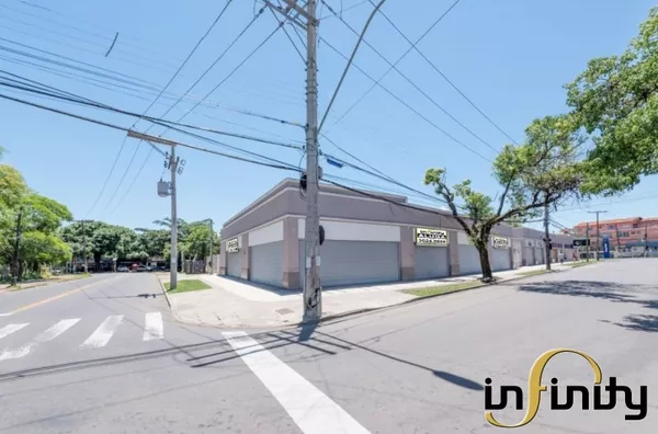 Loja 02 no Bairro Cavalhada - CÓD 279