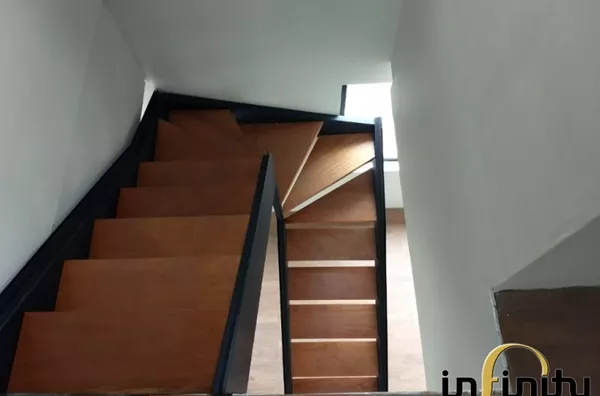 Duplex Comercial no Bairro Menino Deus - COD 694