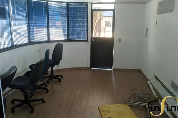 Deposito na Av. Severo Dullius