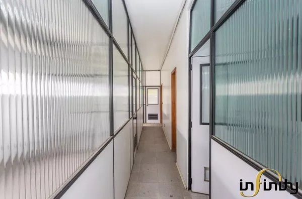 Pavilhão (depósito) para aluguel no bairro Farrapos