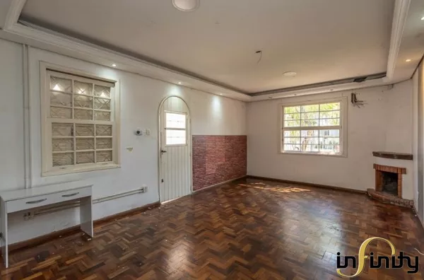 Casa comercial no bairro menino deus porto alegre