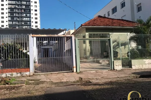 Casa Comercial na Rua Roque Velazquez 