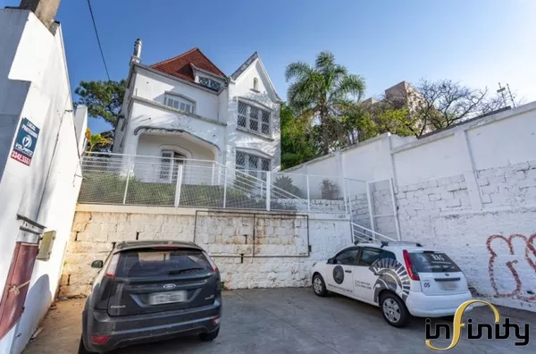 Casa Comercial para locação na Protasio Alves