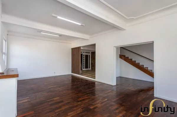 Casa Comercial para locação na Protasio Alves