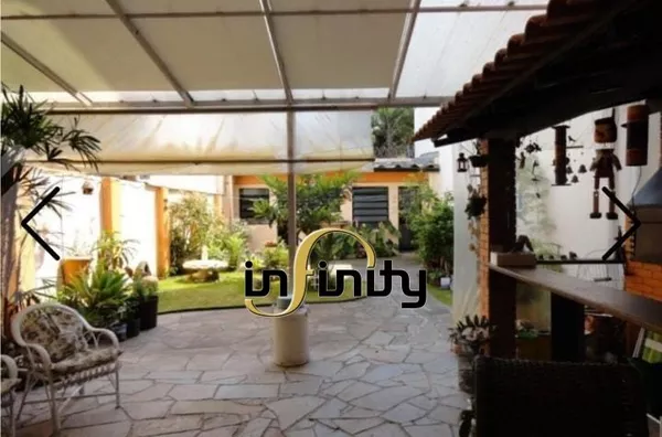 Casa para venda - Praca da Encol - B. Petropolis - Porto Alegre