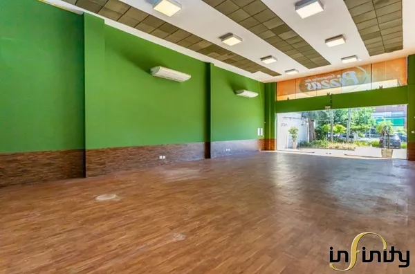 Loja na Av. Wenceslau Escobar