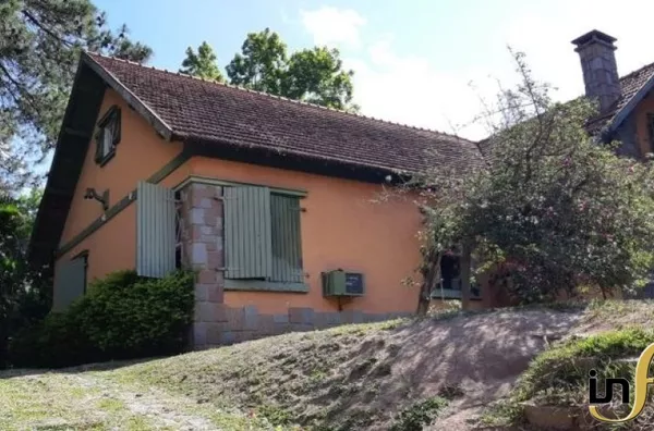 Casa Comercial no Bairro Vila Assunção