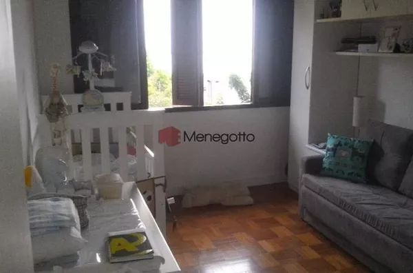 Casa Residêncial no Bairro Tristeza - CÓD 455