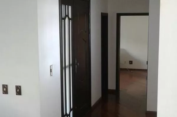 Excelente Casa em Condomínio Fechado - CÓD 450