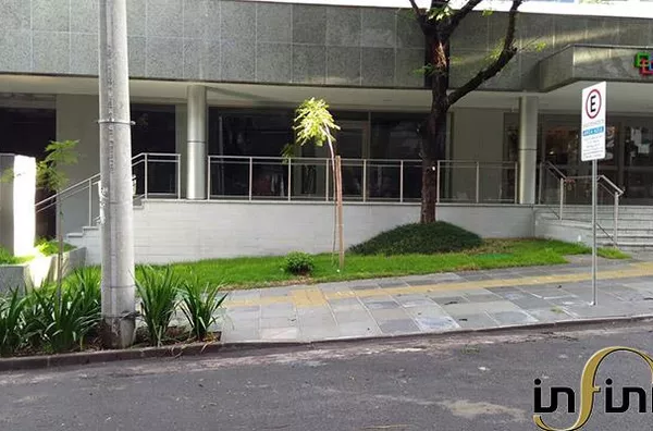 Loja no Moinhos Chroma - CÓD 540