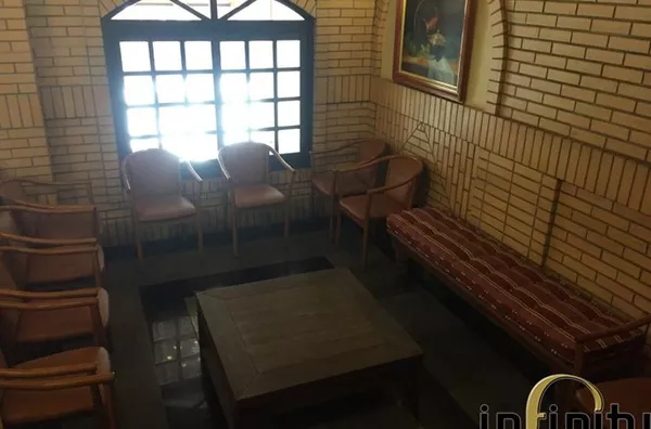 Prédio Comercial no Bairro Menino Deus - CÓD 509