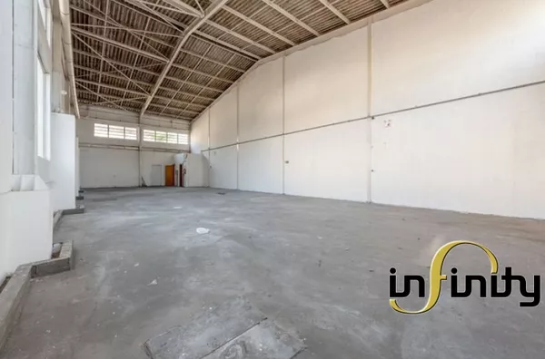 Loja no Bairro Partenon - COD 611